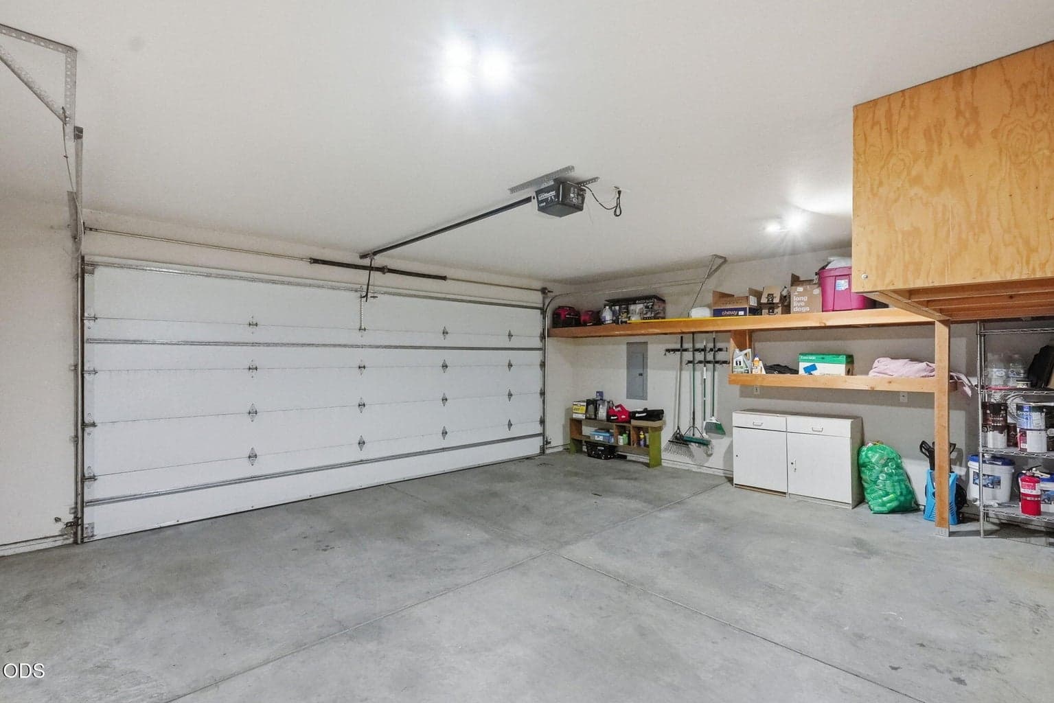 Photo of 825 NE Wiest Way 51 of 58