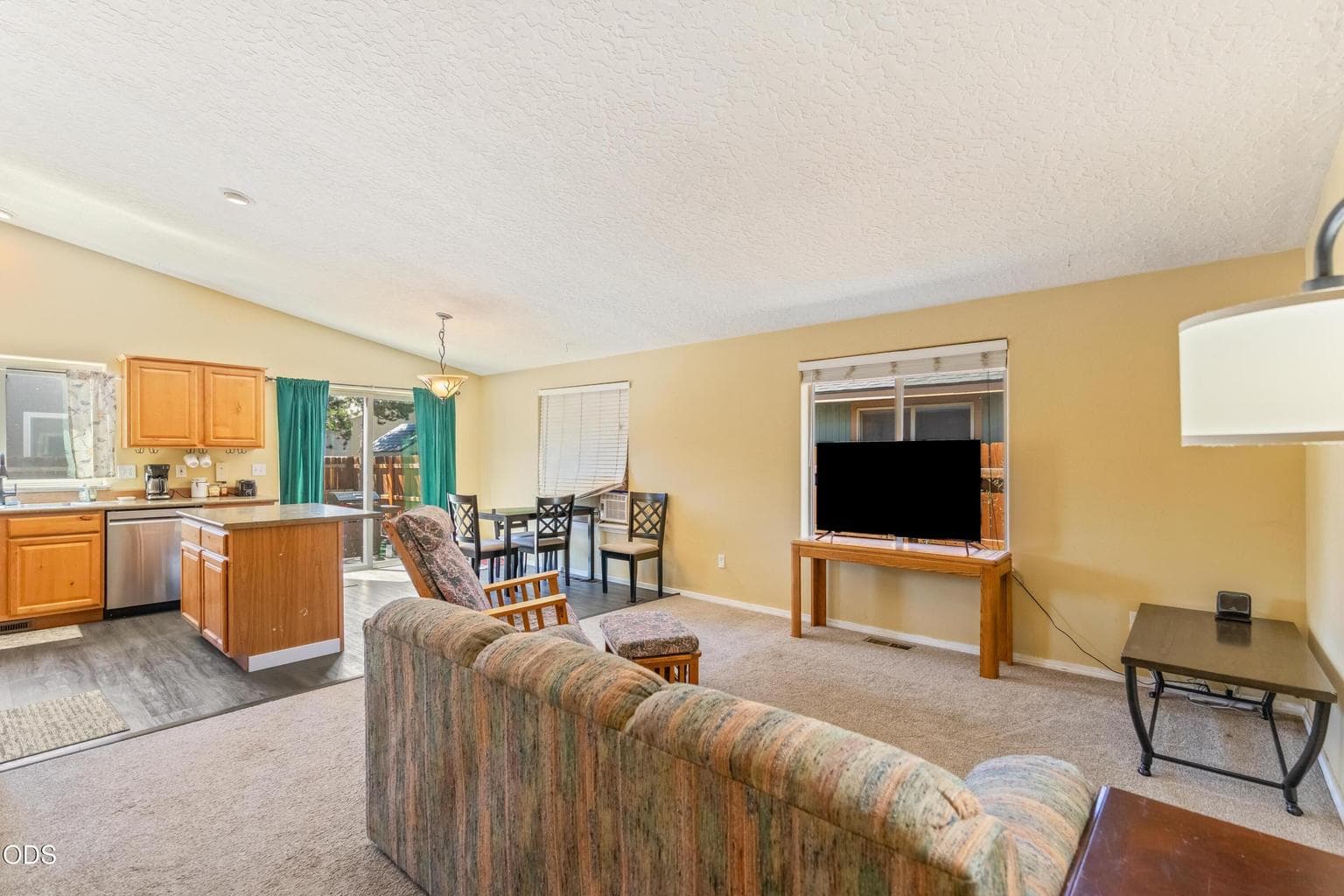 Photo of 16465 Riley Drive 4 of 29
