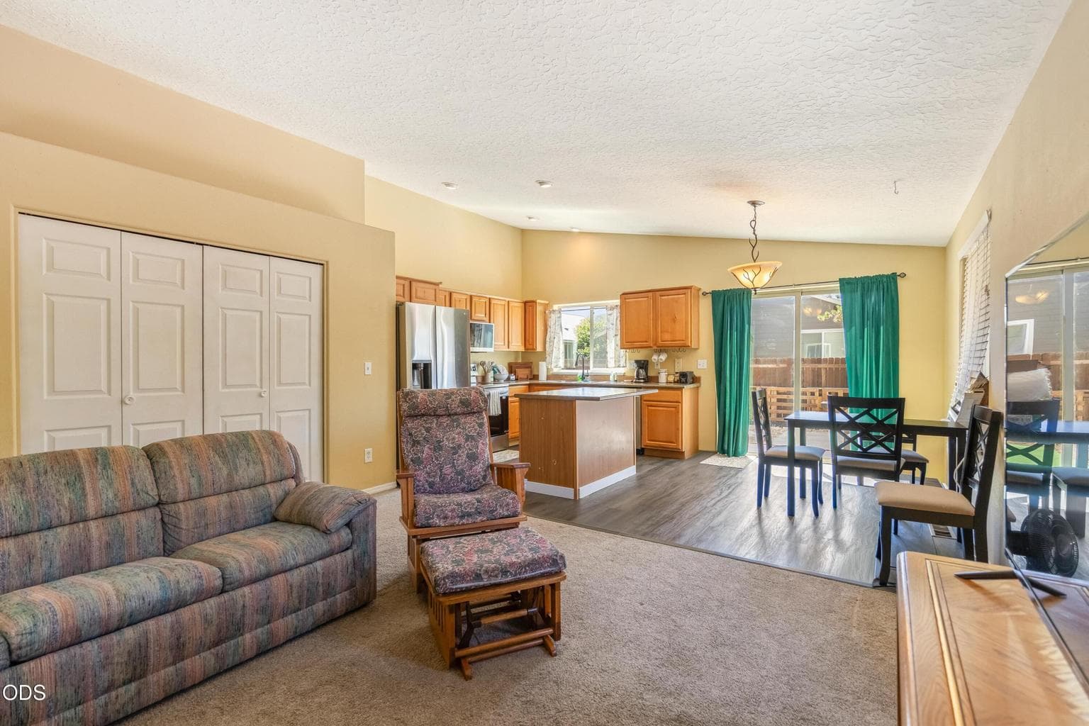 Photo of 16465 Riley Drive 5 of 29