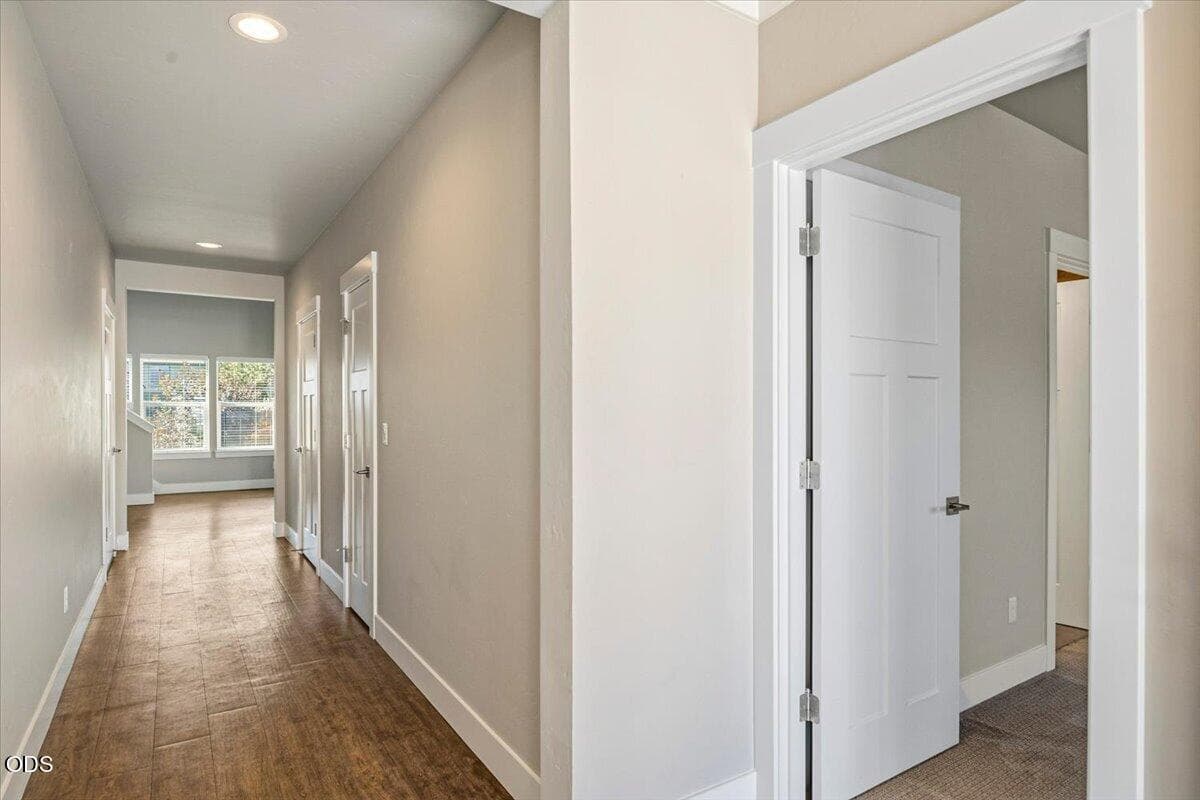 Photo of 2755 Greens Boulevard 3 of 38