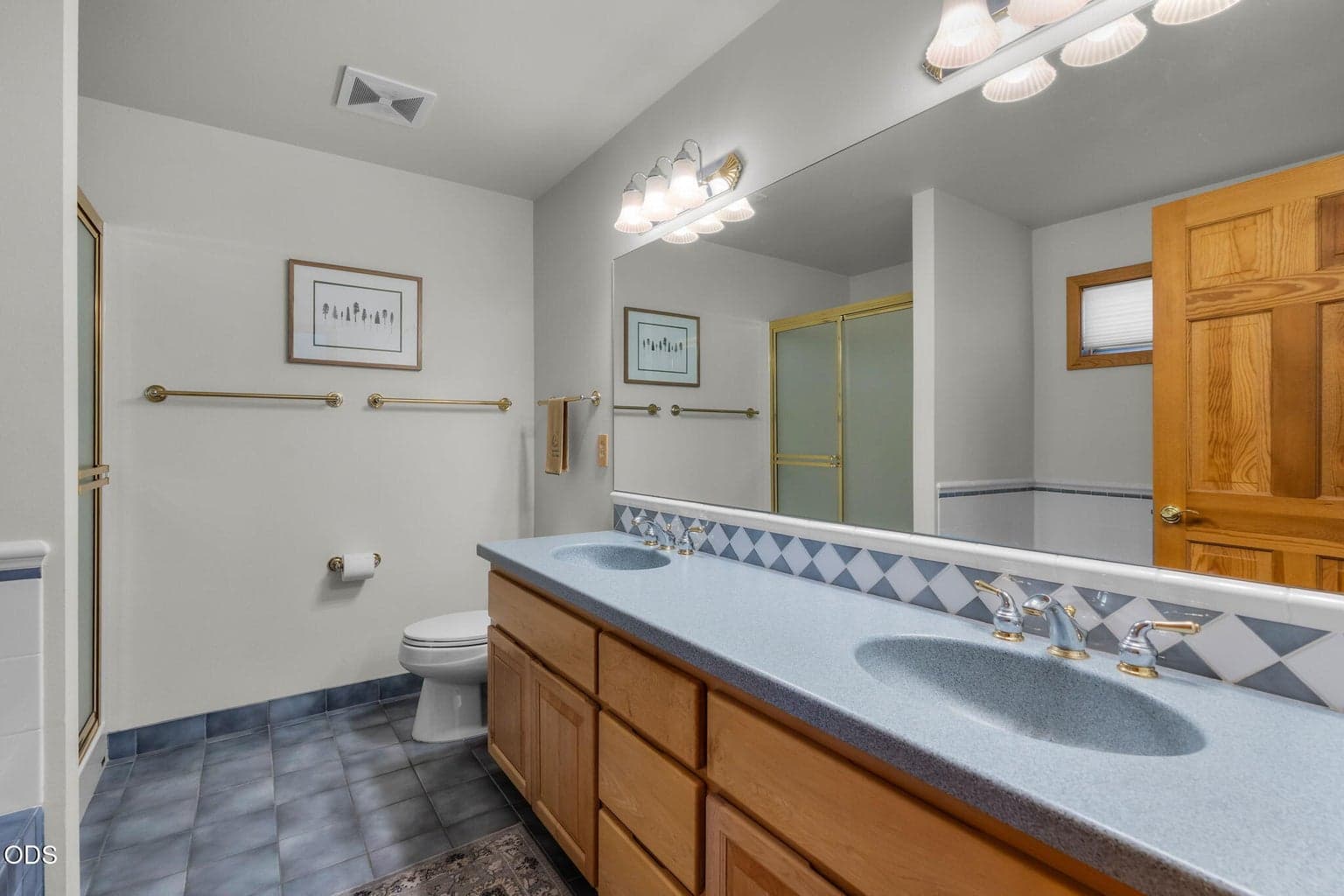 Double sink vanity w/ Corian countertop