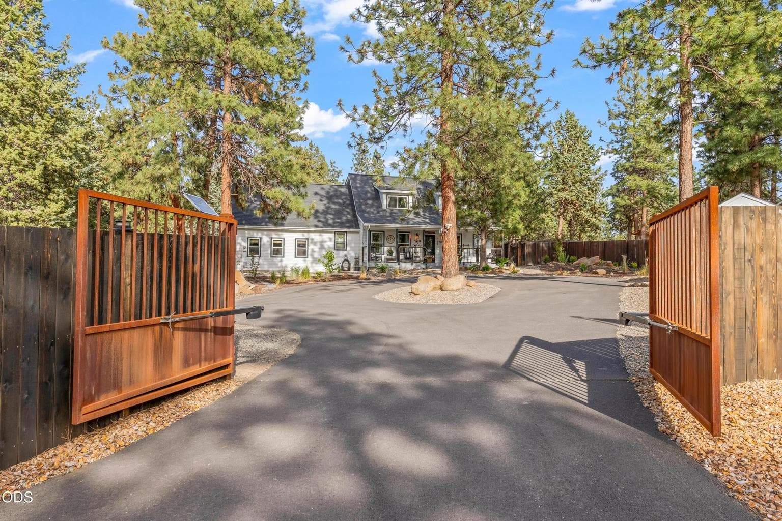 Photo of 70116 Appaloosa Drive 5 of 52