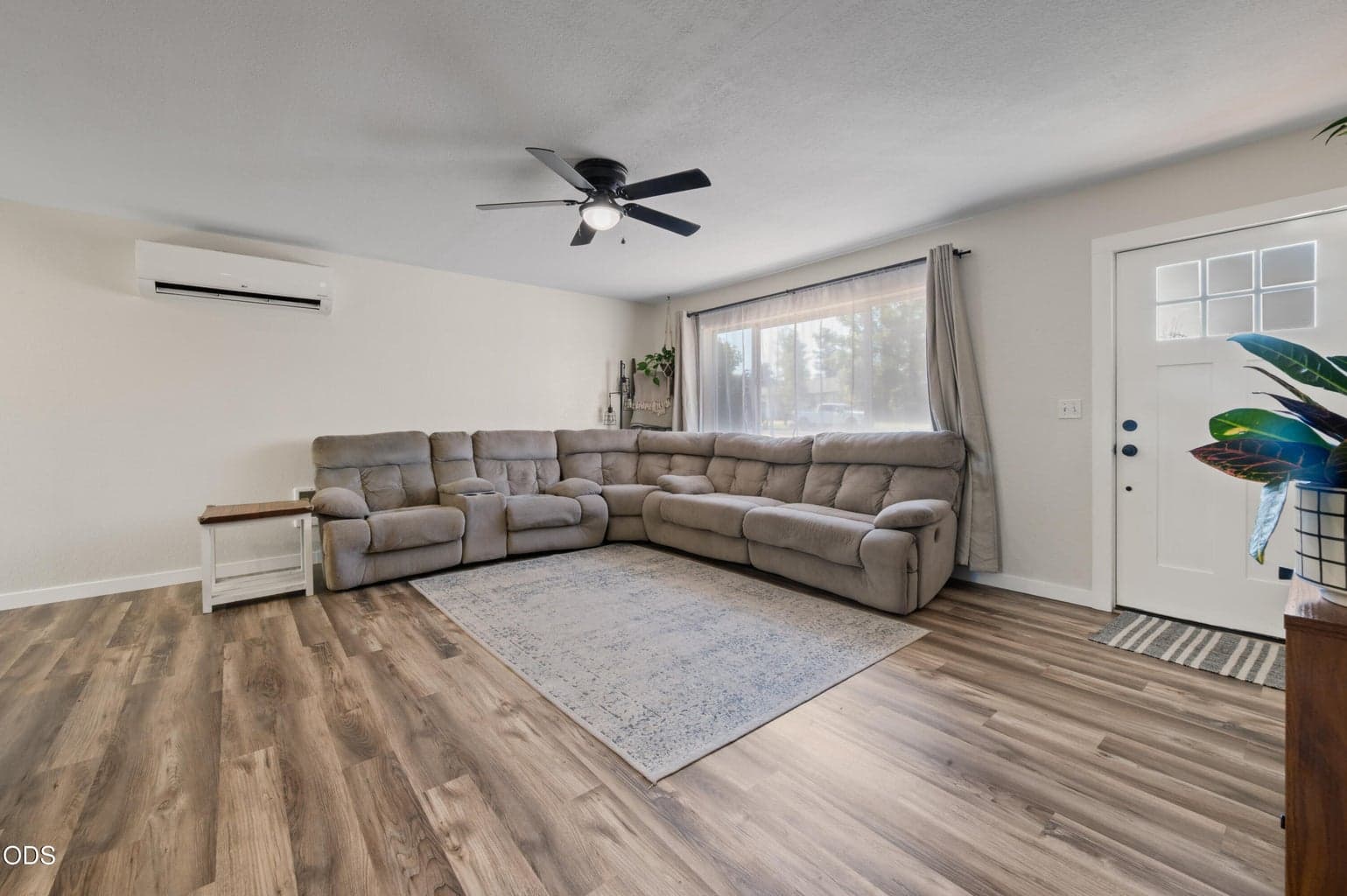 Photo of 2857 SW Pumice Place 7 of 29