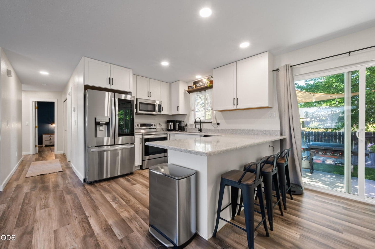 Photo of 2857 SW Pumice Place 9 of 29