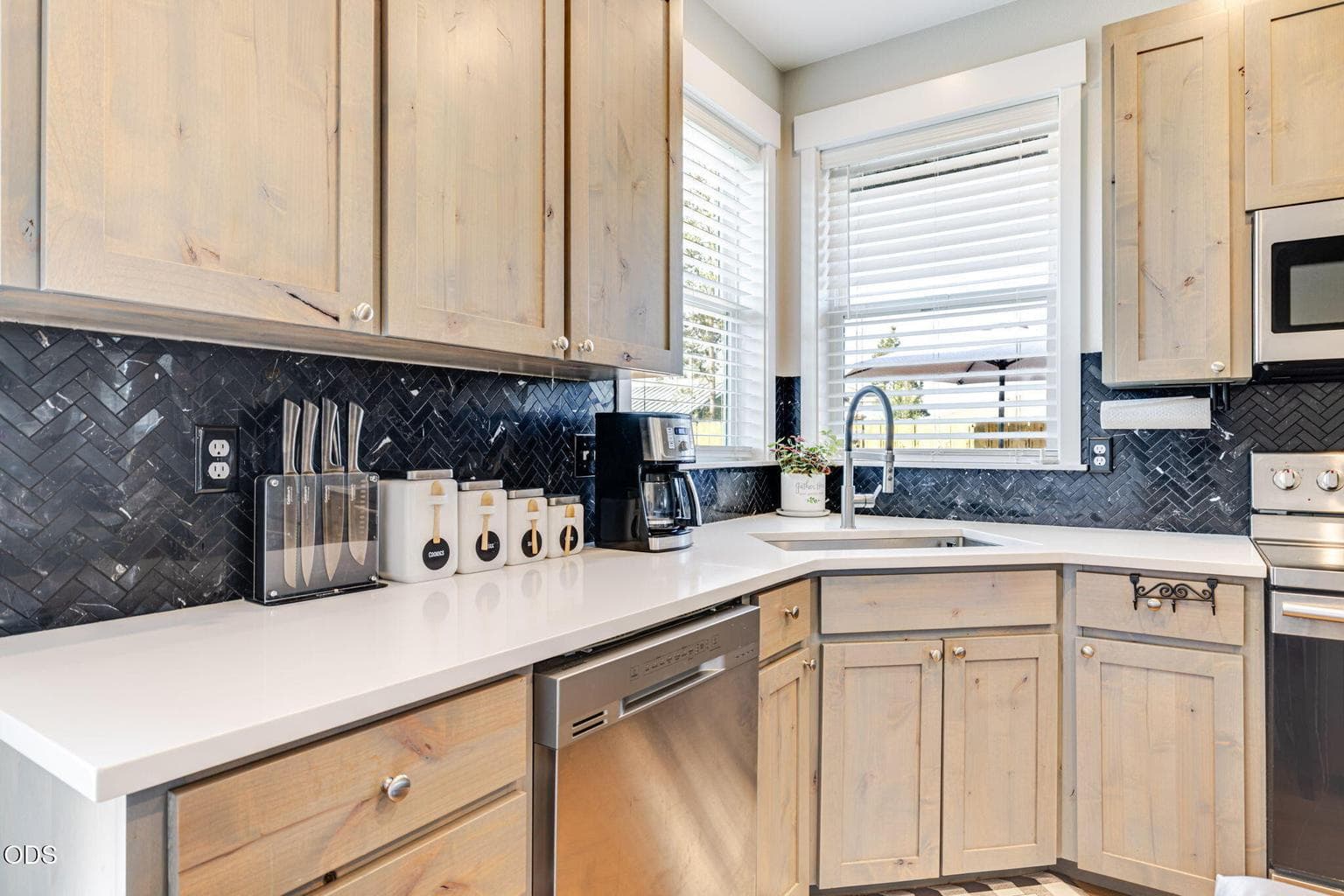 Photo of 16429 Betty Court 3 of 26