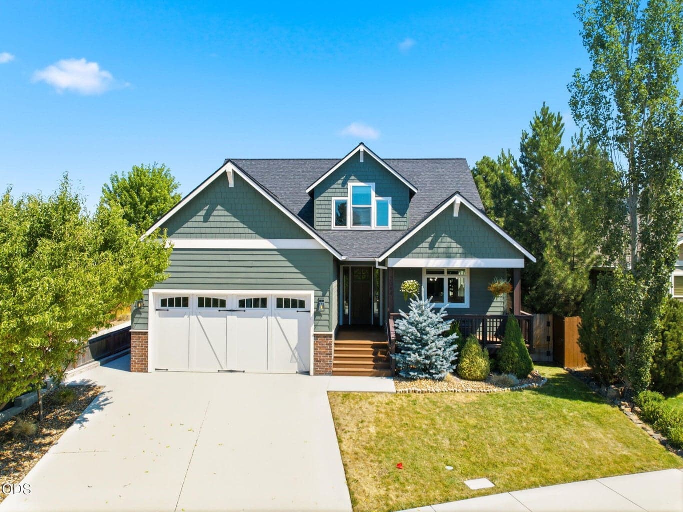 Photo of 2044 Altura Drive 1 of 76