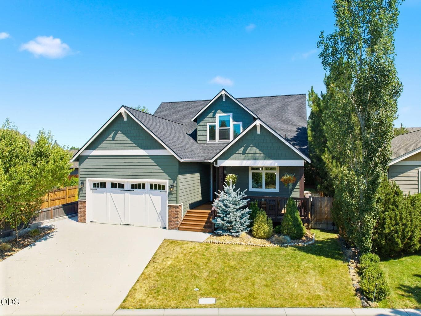 Photo of 2044 Altura Drive 2 of 76