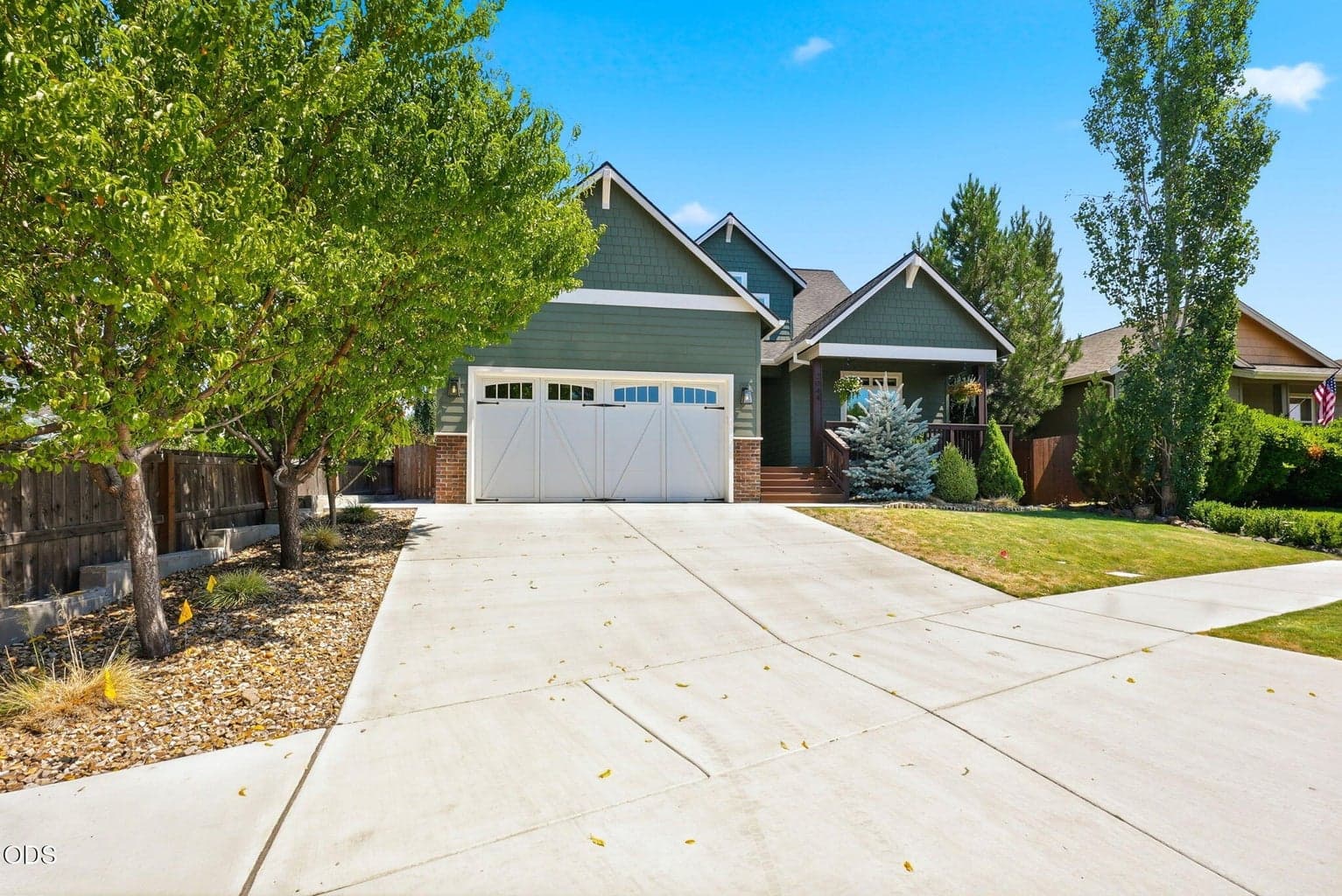 Photo of 2044 Altura Drive 3 of 76