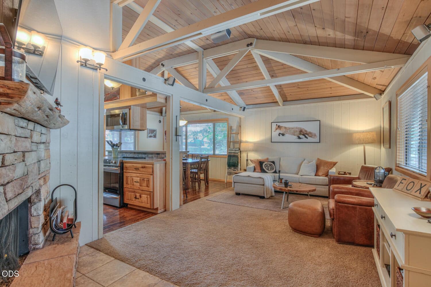 Photo of 57077 Fox Lane 2 of 25