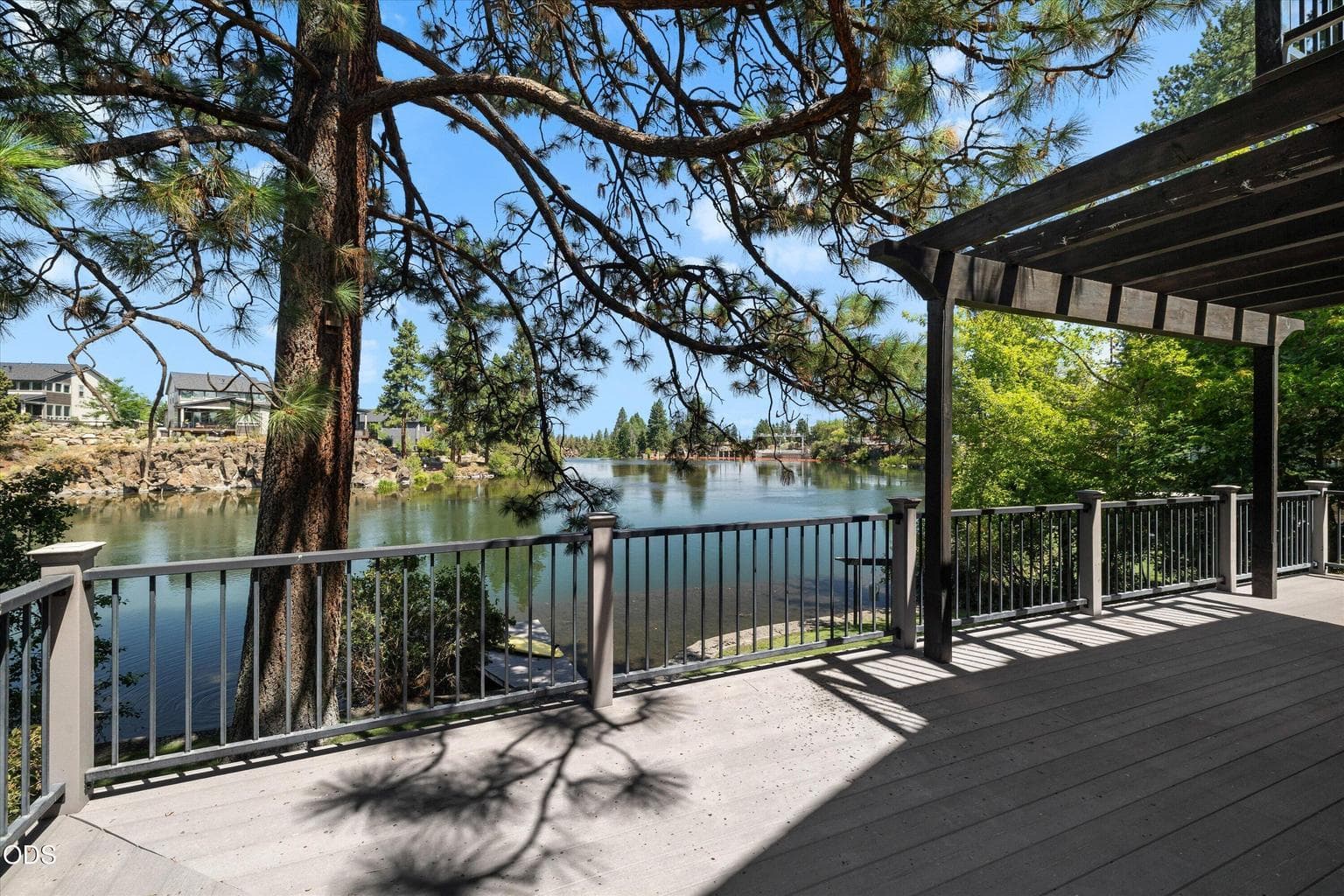 Photo of 2359 NW Lakeside Place 18 of 91