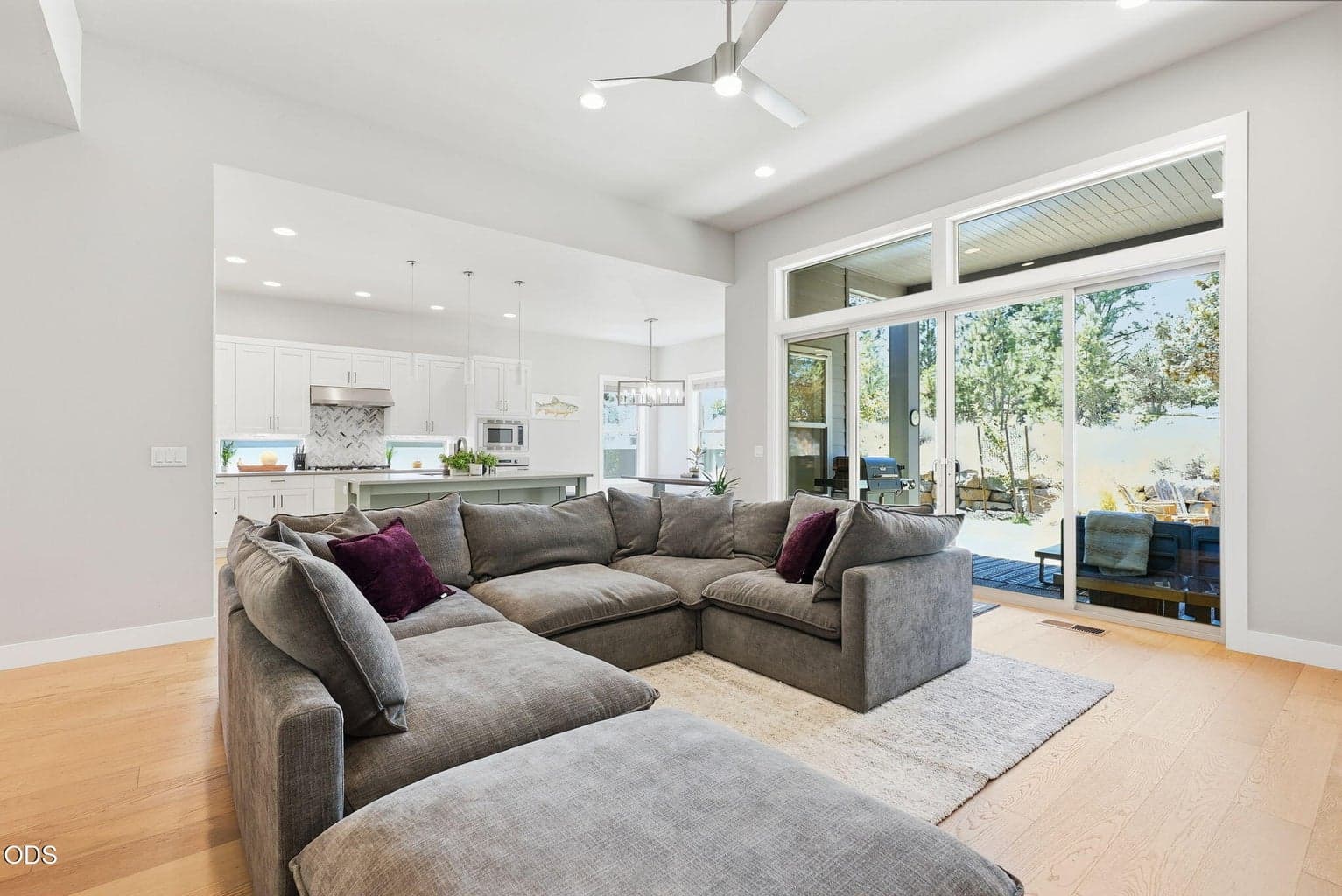 Photo of 3083 Hidden Ridge Drive 5 of 43
