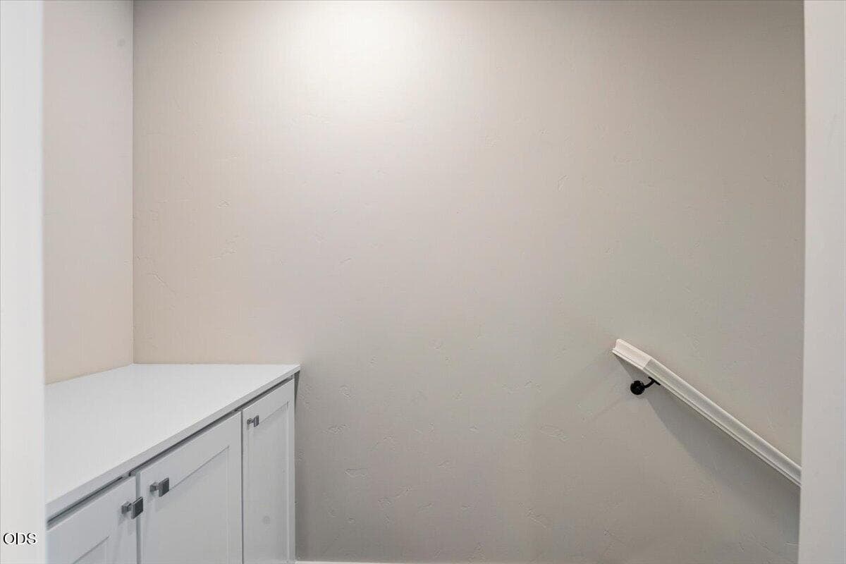 Photo of 20534 Empire Avenue 23 of 31