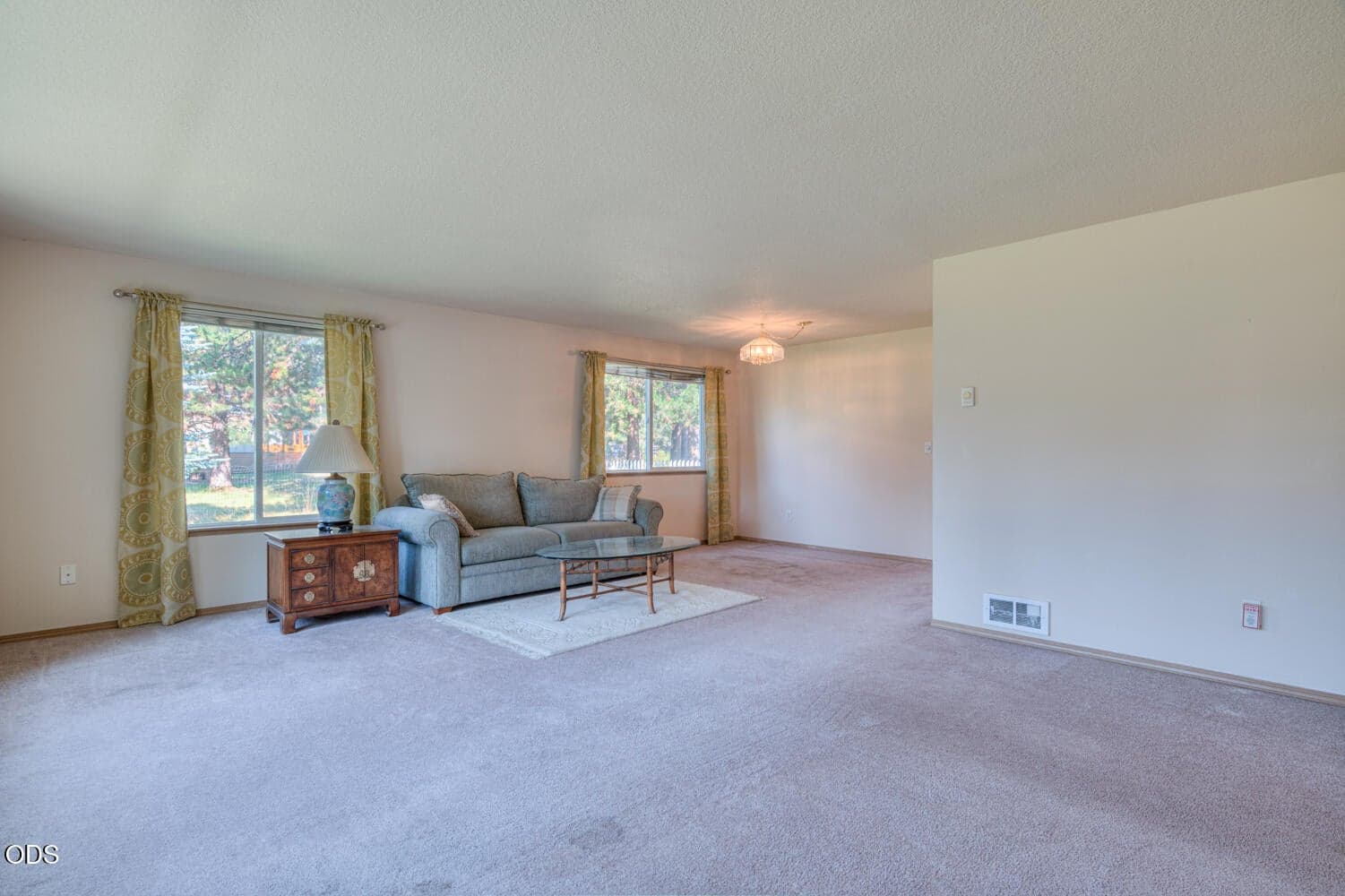 Photo of 17284 Kingfisher Drive 10 of 31