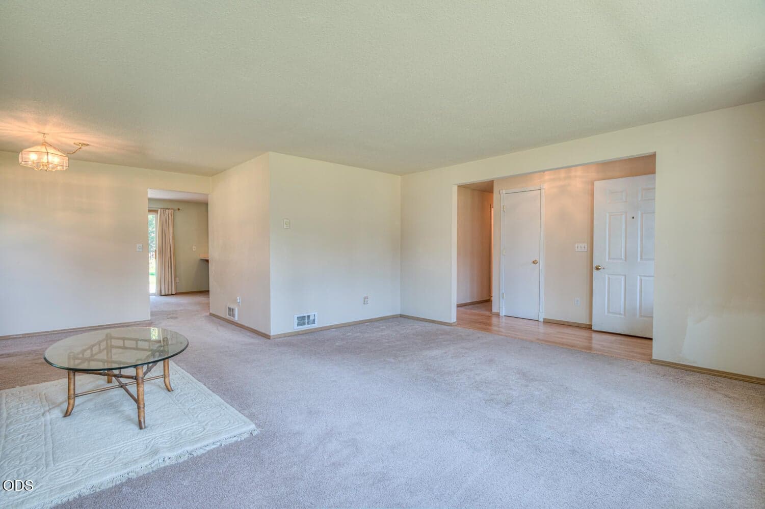 Photo of 17284 Kingfisher Drive 11 of 31