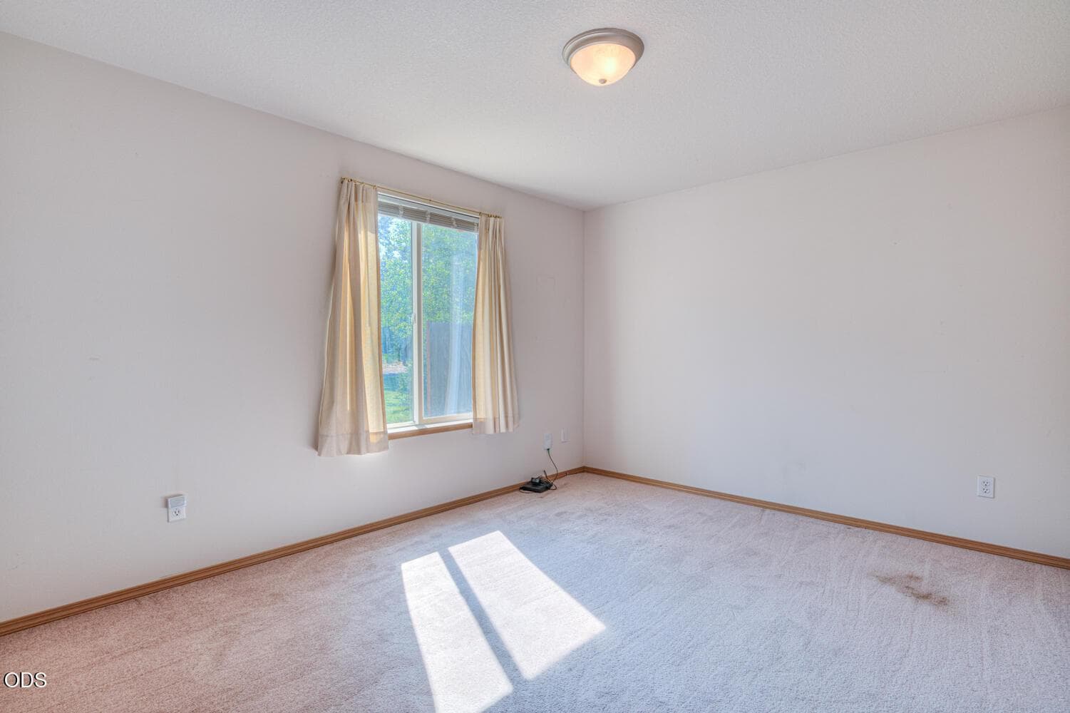 Photo of 17284 Kingfisher Drive 25 of 31