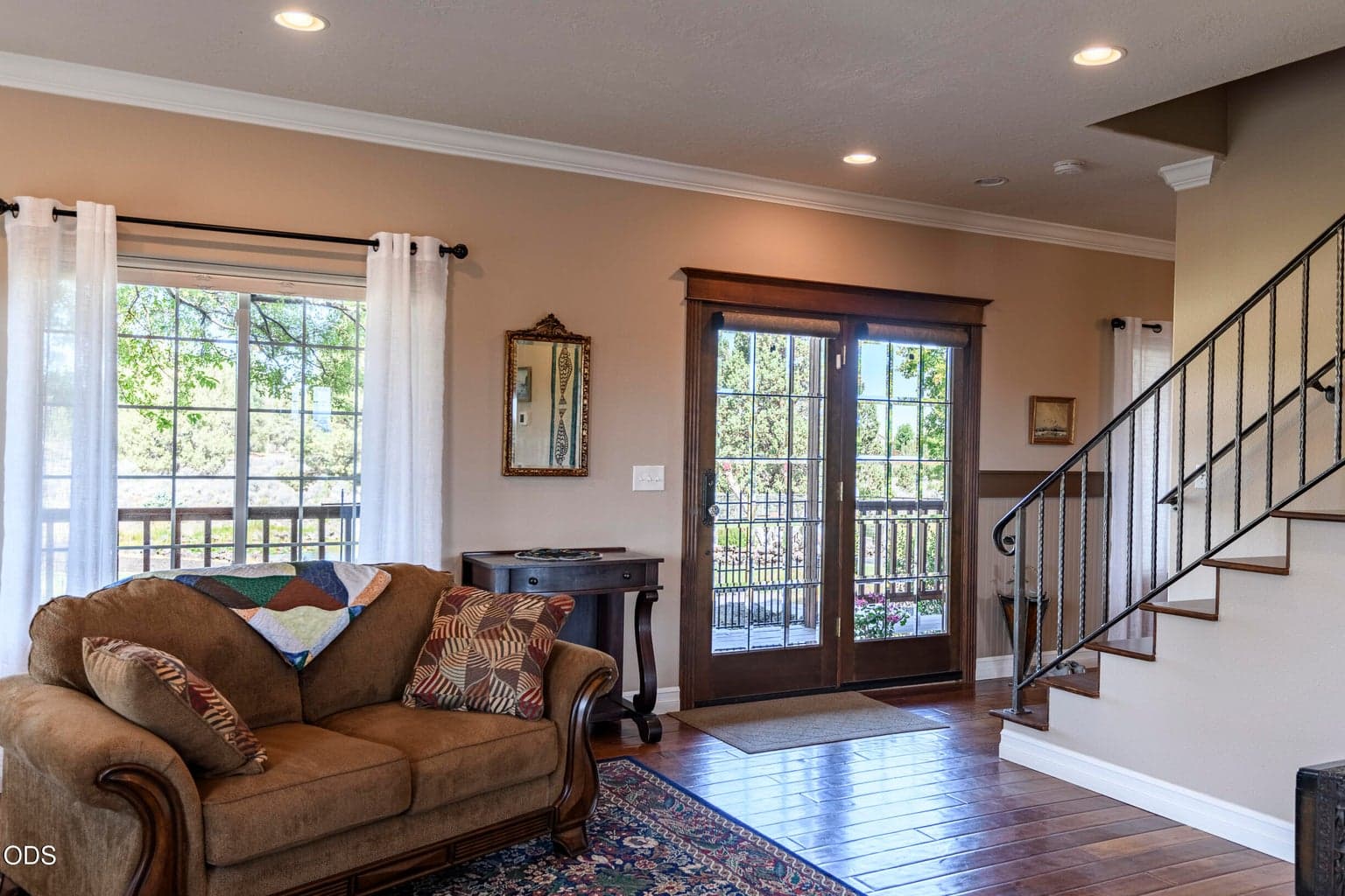 Entry into Living Room