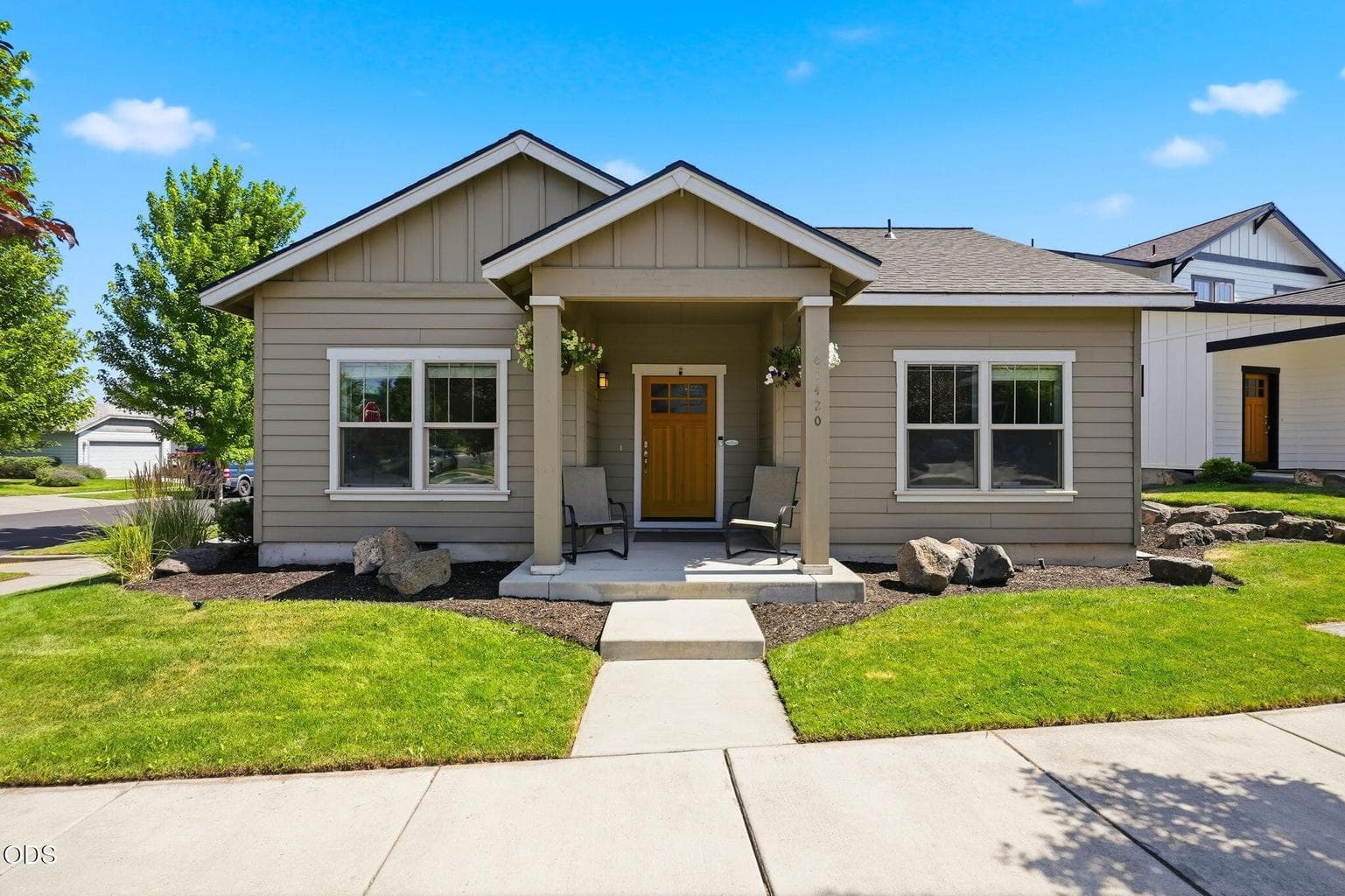 Photo of 61420 SE Lana Way 1 of 32