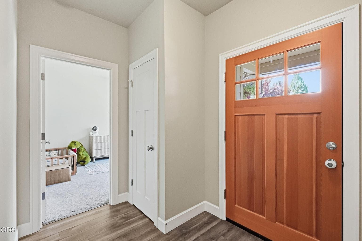 Photo of 61420 SE Lana Way 5 of 32