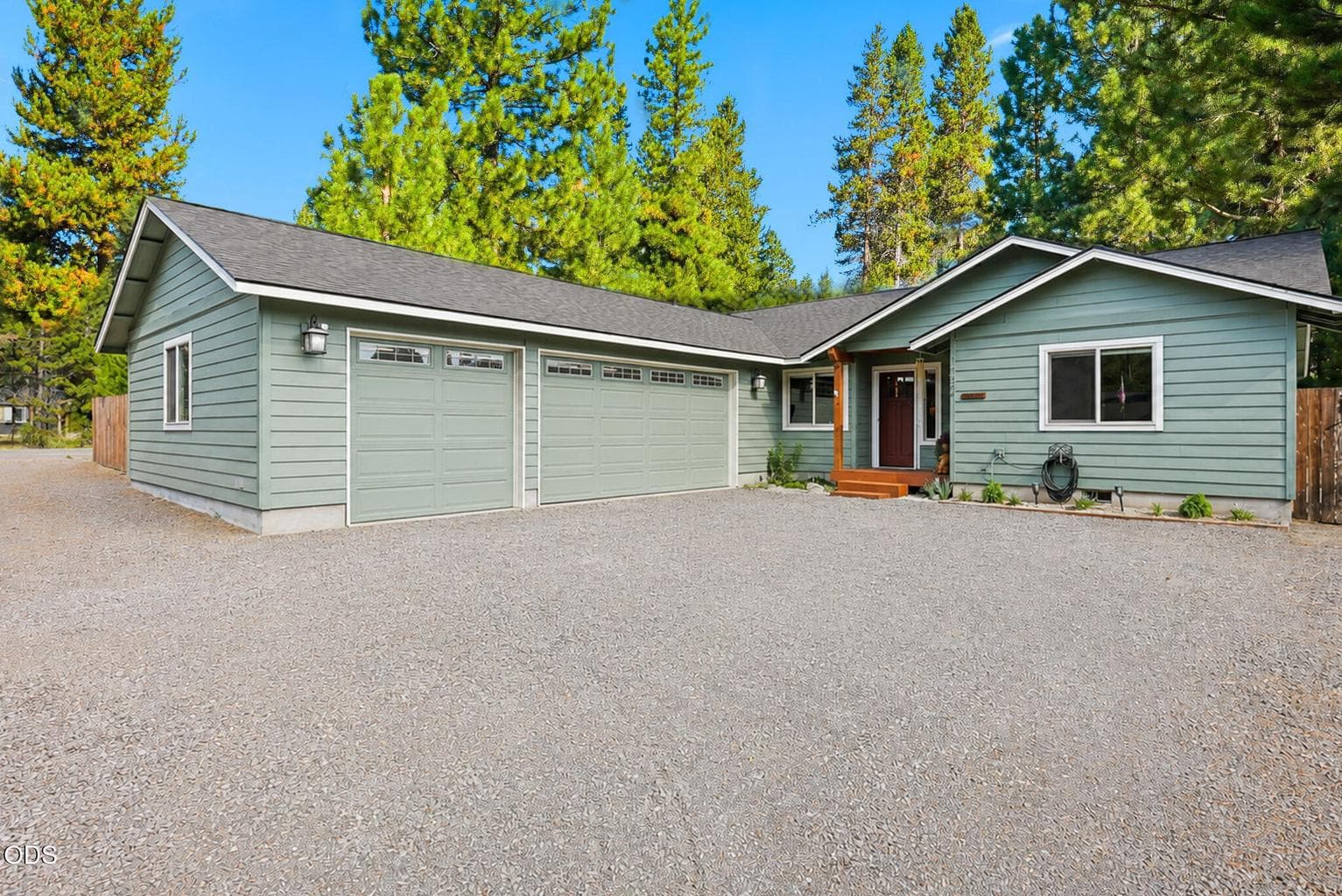Photo of 17024 Kingsburg Road 1 of 40