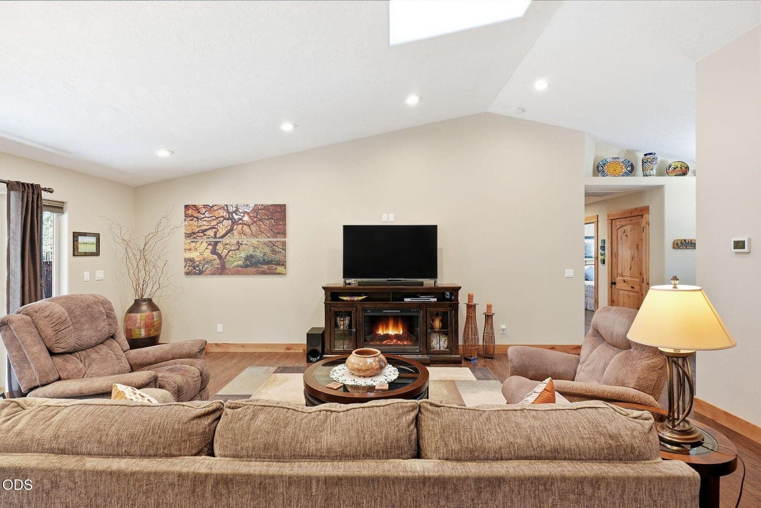 Photo of 17024 Kingsburg Road 9 of 40