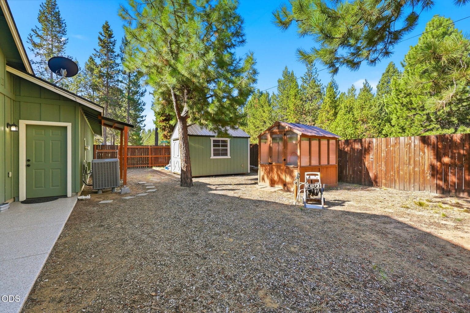 Photo of 17024 Kingsburg Road 28 of 40