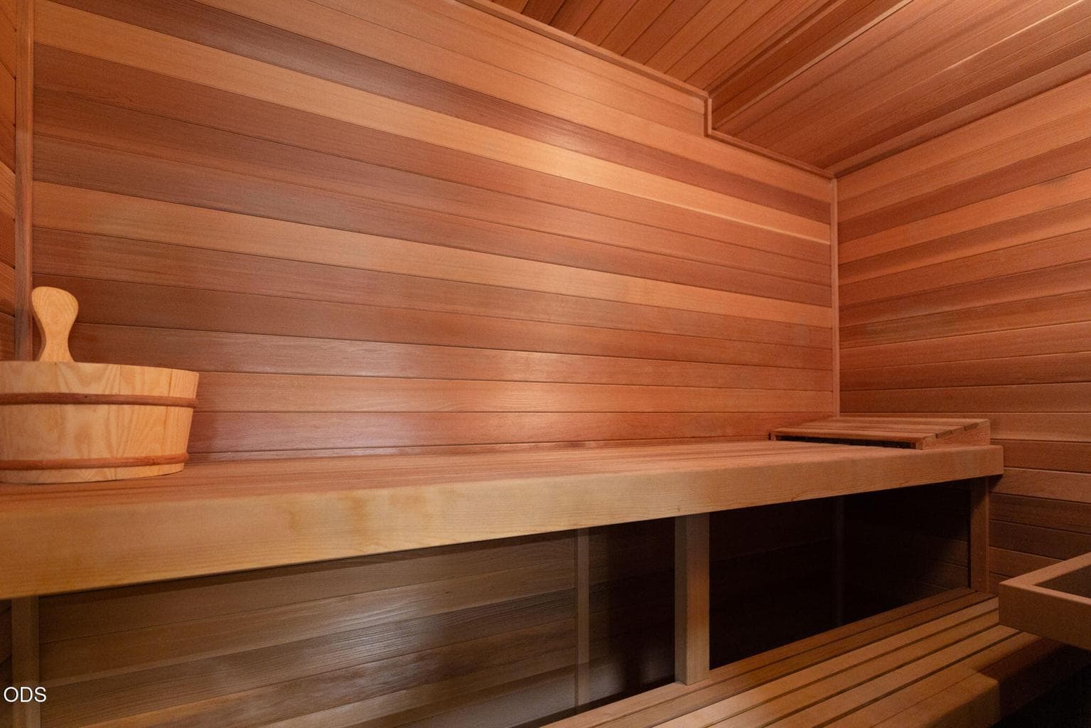 Finlandia Cedar Sauna