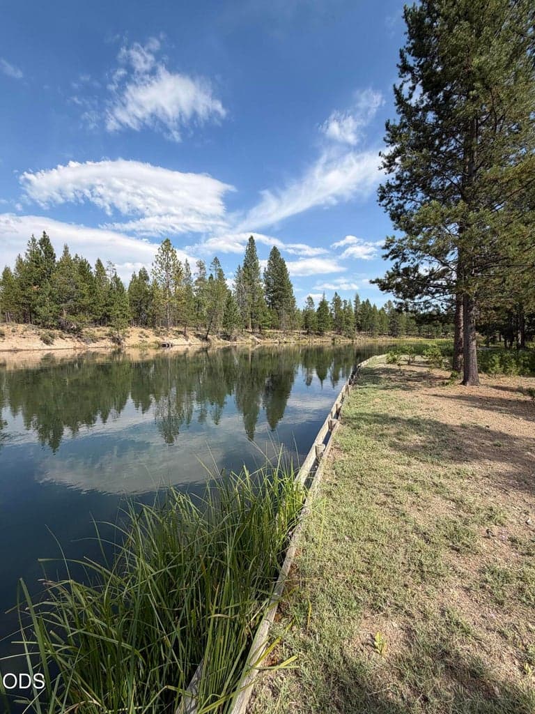 Photo of 56452 Eclipse Drive 7 of 14