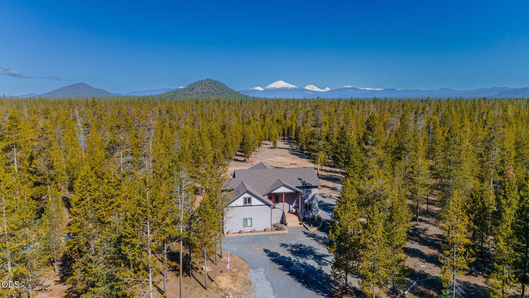 Photo of 16780 Sun Country Drive 1 of 30