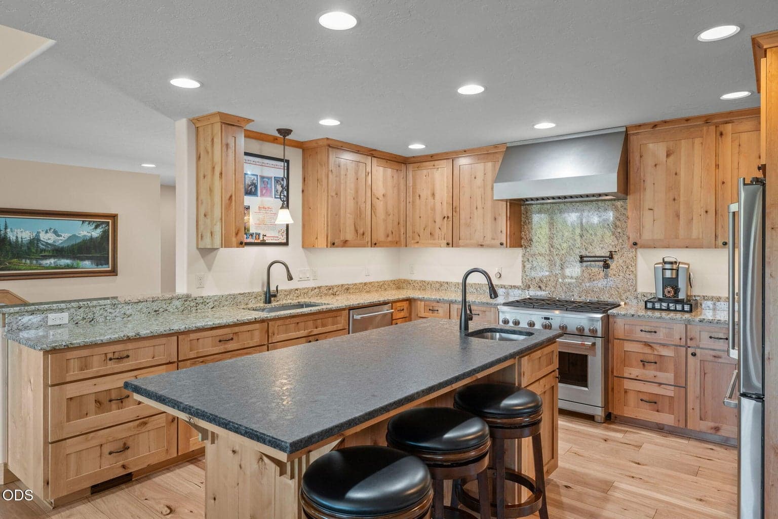 Photo of 16780 Sun Country Drive 4 of 30