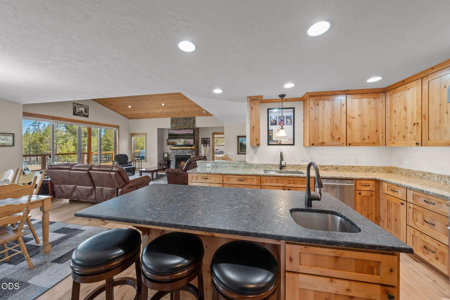 Photo of 16780 Sun Country Drive 5 of 30