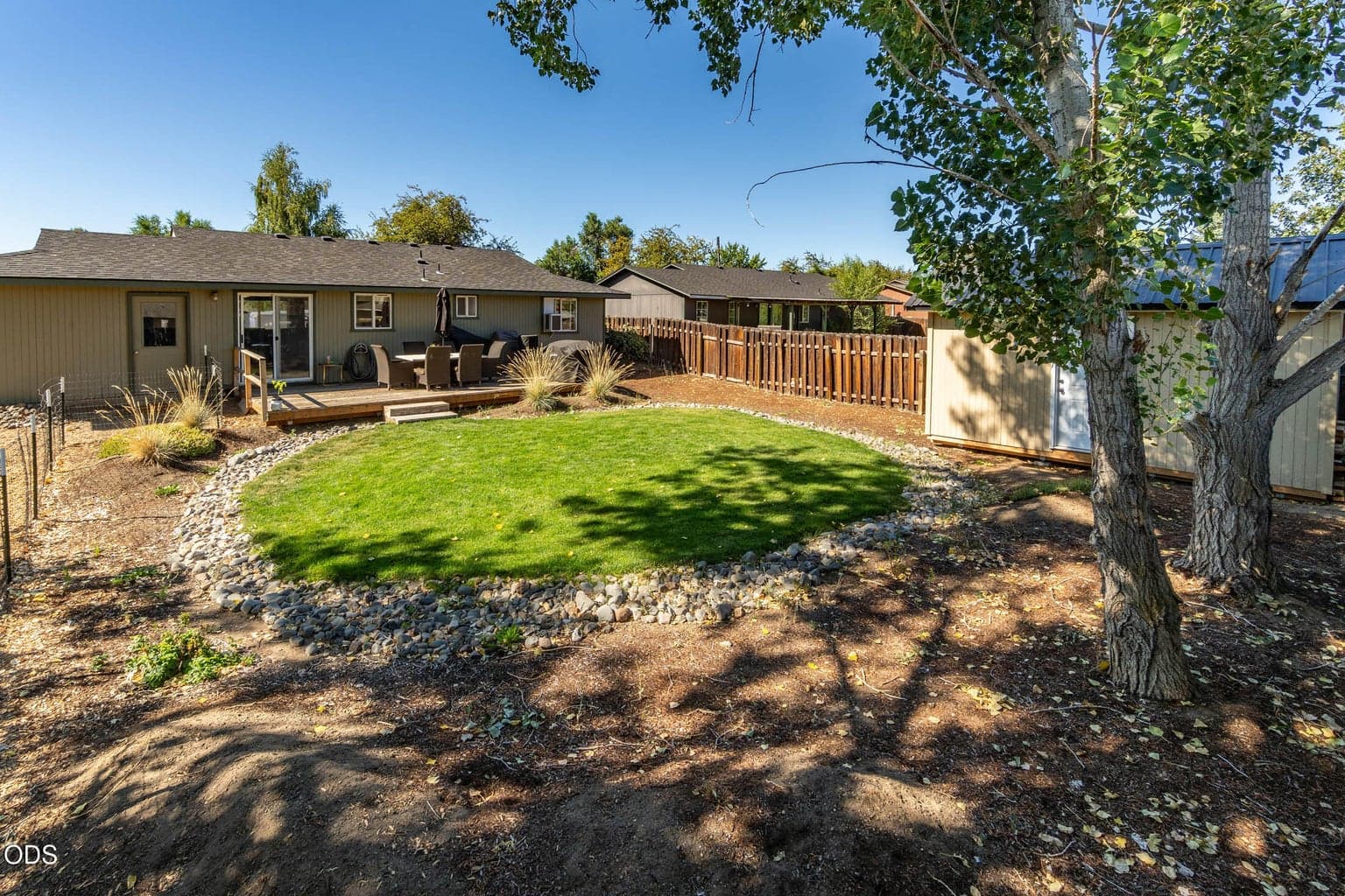 Photo of 3217 SW Quartz Avenue 18 of 20