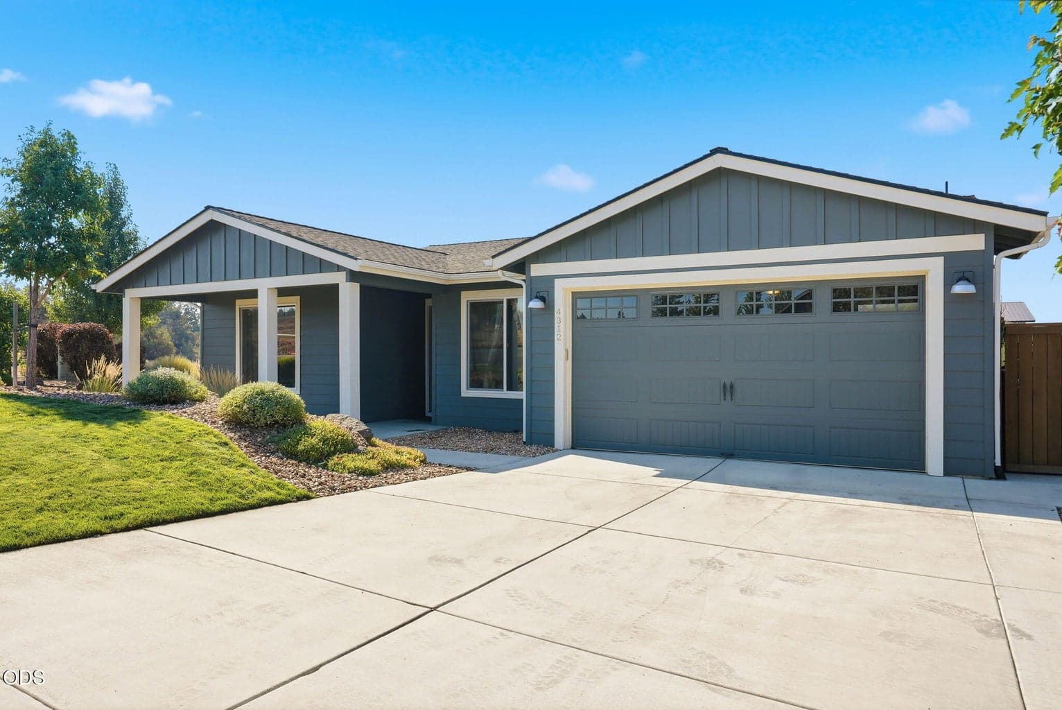 Photo of 4312 Yew Avenue 3 of 54
