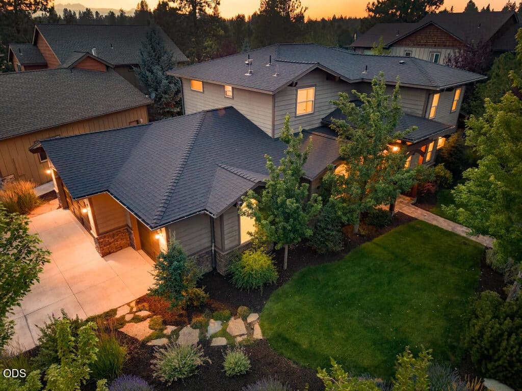 Photo of 60970 Woods Valley Place 3 of 39