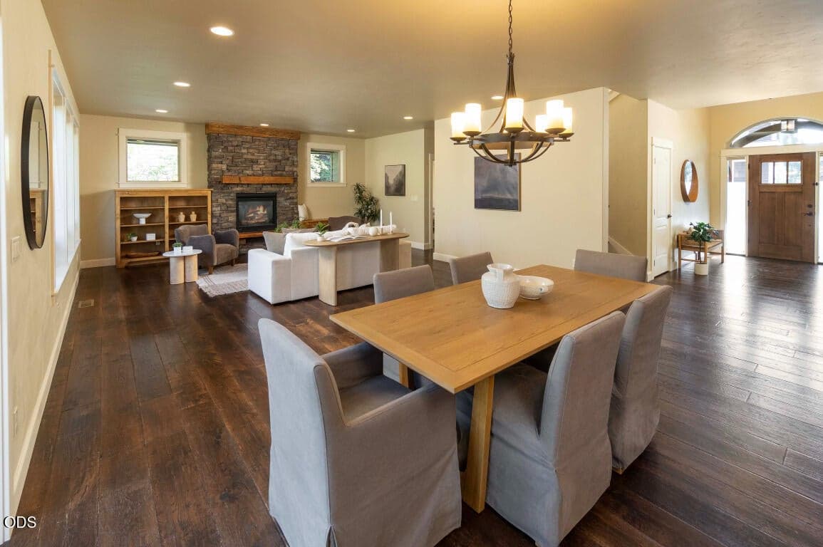 Photo of 60970 Woods Valley Place 11 of 39
