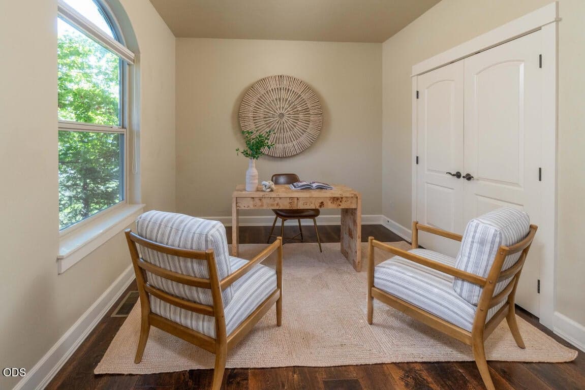 Photo of 60970 Woods Valley Place 13 of 39