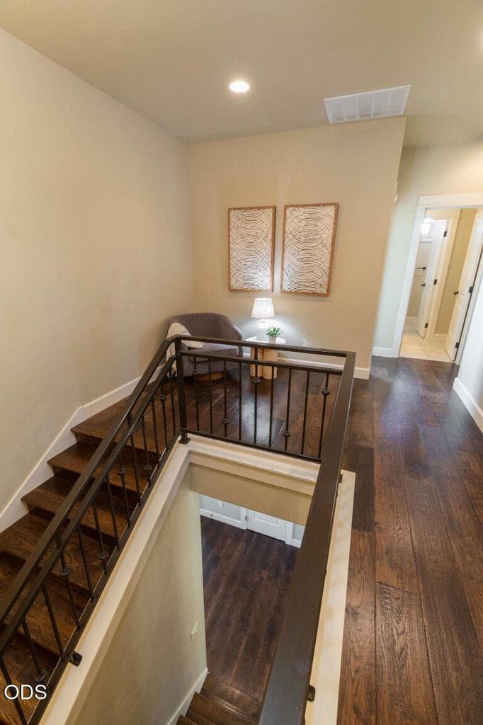 Photo of 60970 Woods Valley Place 18 of 39