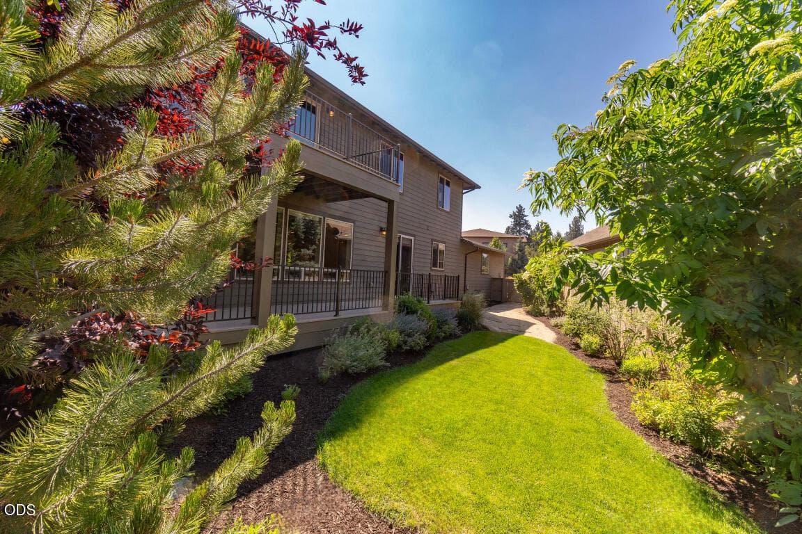 Photo of 60970 Woods Valley Place 33 of 39