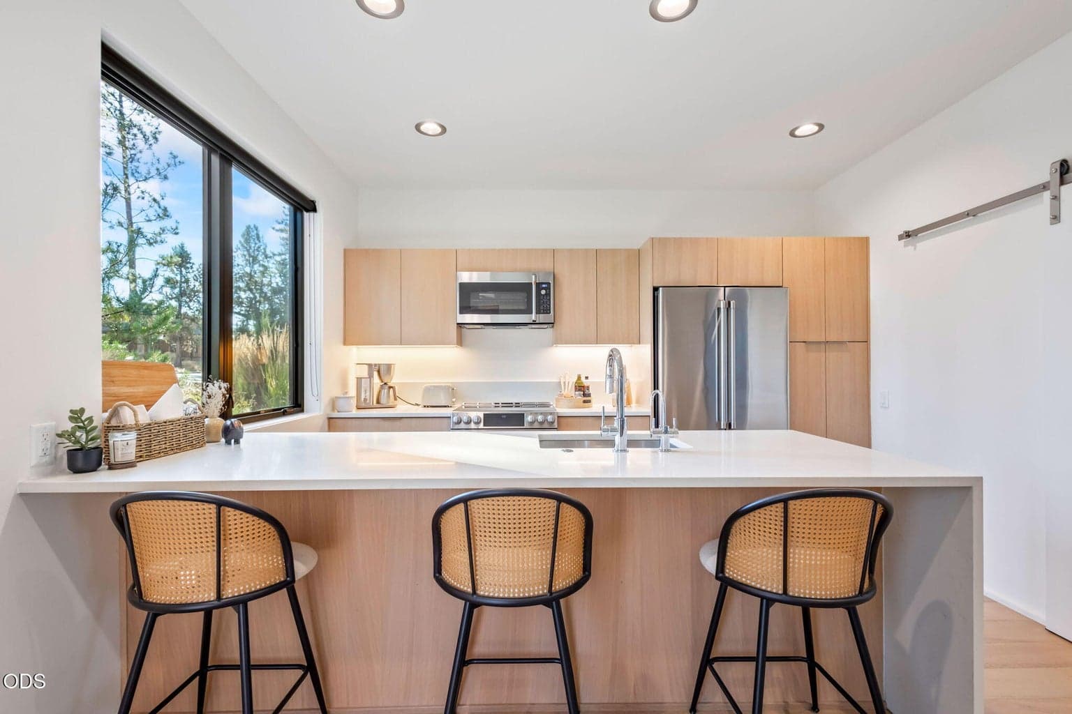 Photo of 515 Pine Street 4 of 34