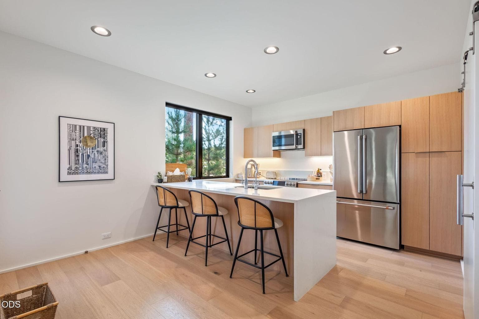 Photo of 515 Pine Street 5 of 34