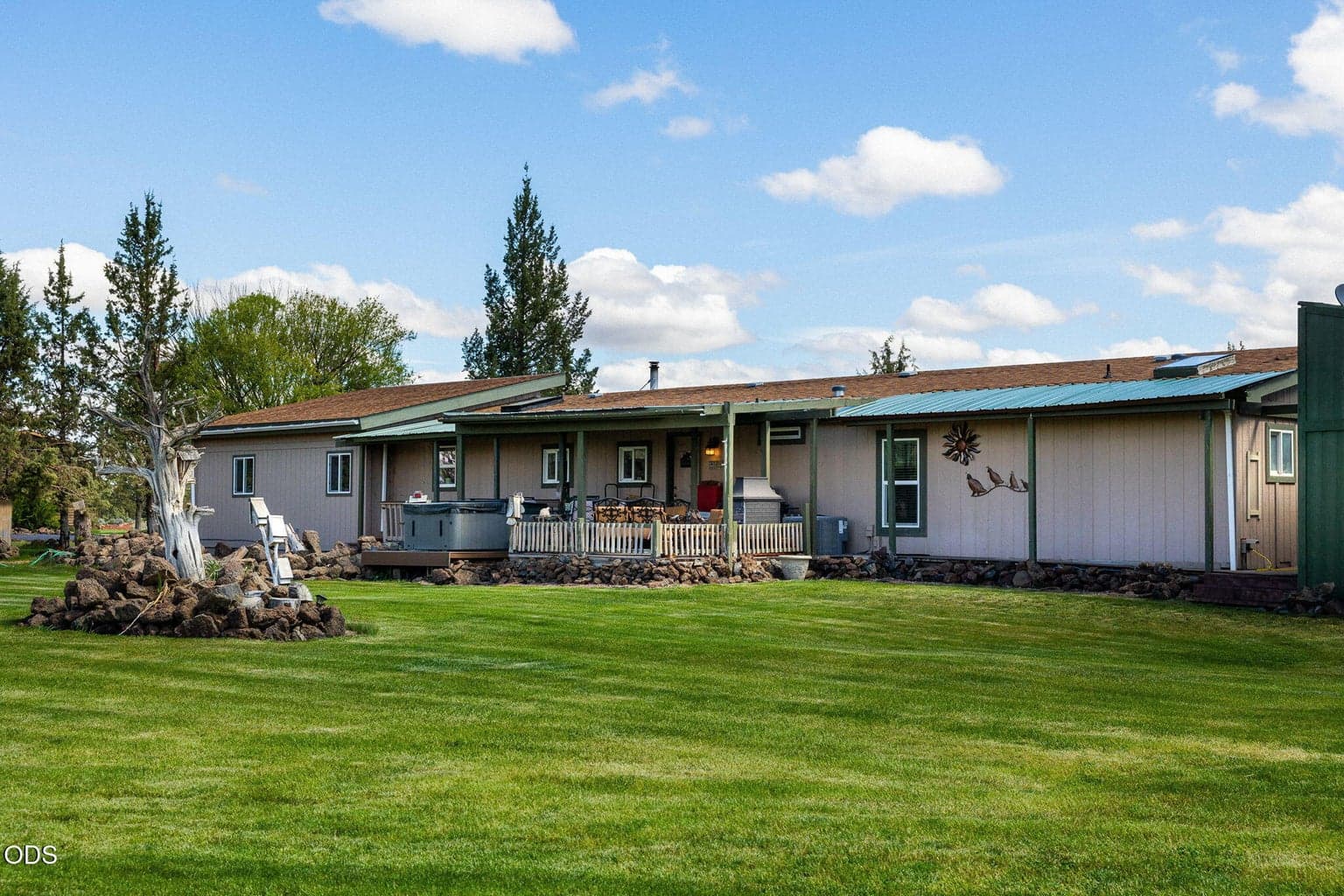 Photo of 10683 Wimp Way 3 of 36