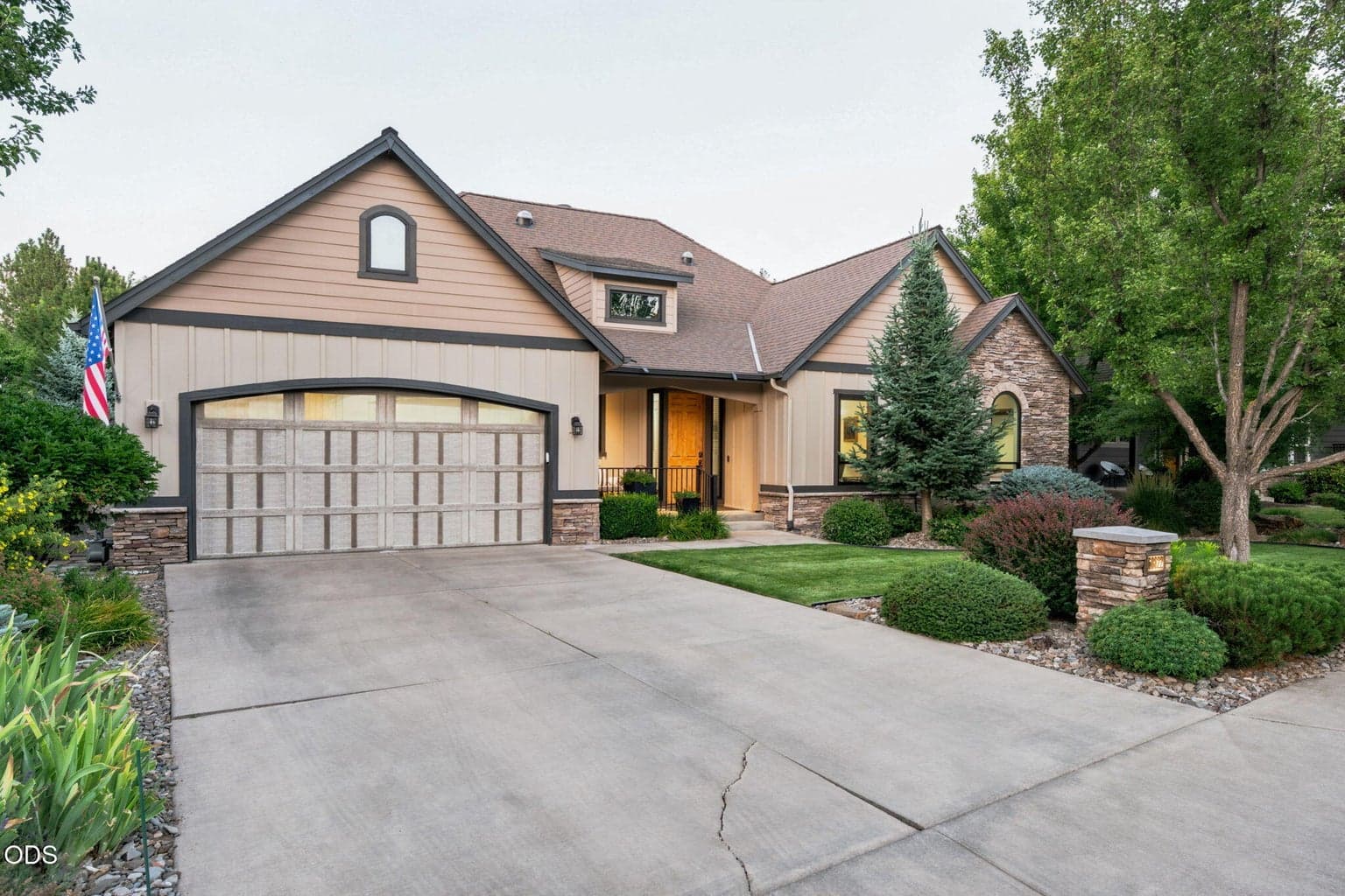 60822 Cobblestone Place