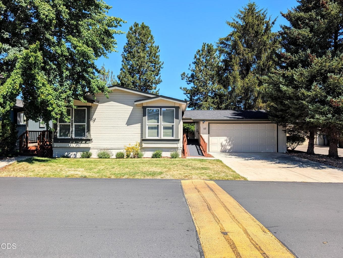 Photo of 1188 27th Street 2 of 14