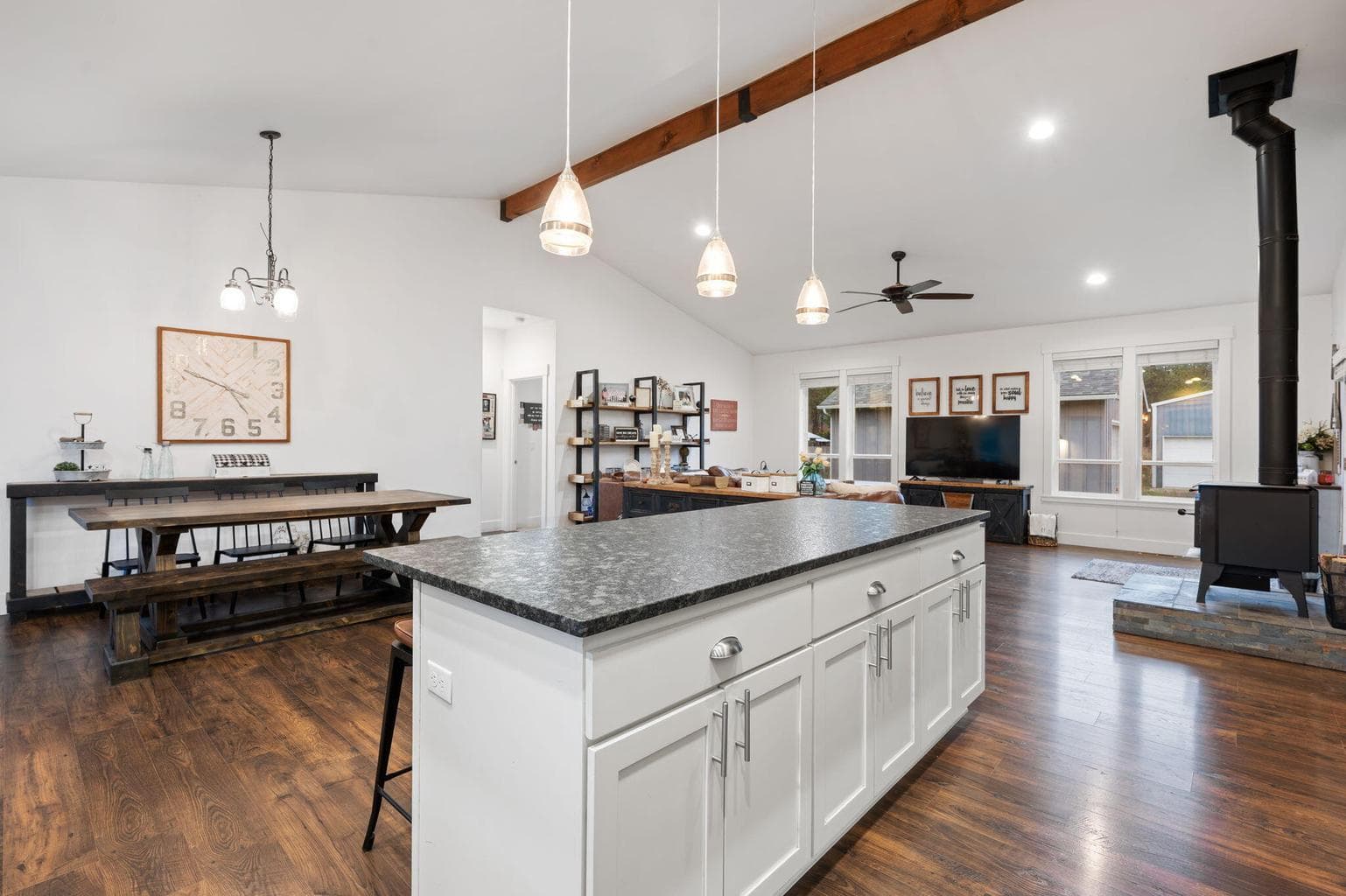 Photo of 56253 Marsh Hawk Road 12 of 39