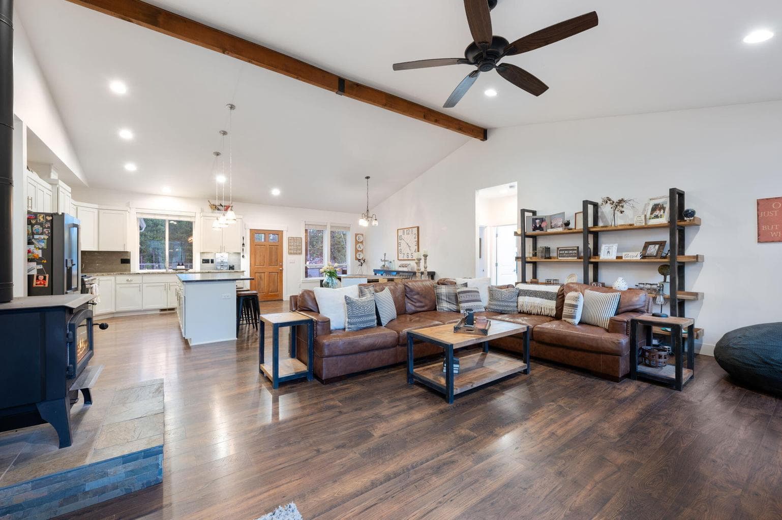 Photo of 56253 Marsh Hawk Road 18 of 39