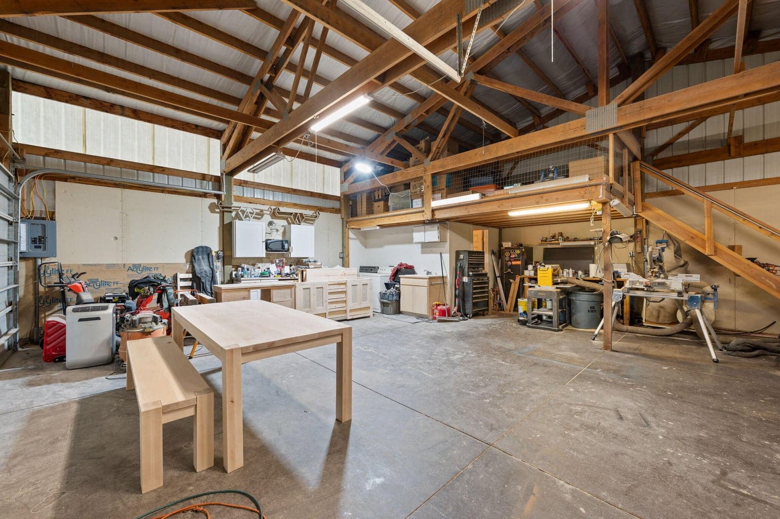 Photo of 56253 Marsh Hawk Road 39 of 39