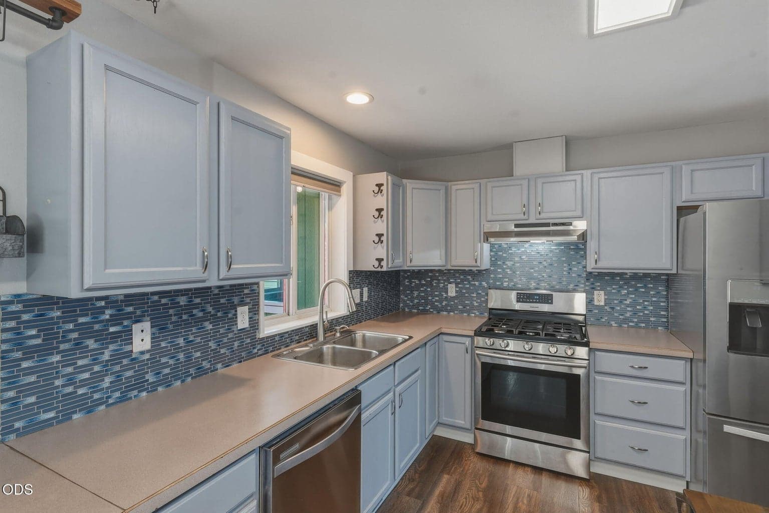 Photo of 2813 NE North Pilot Butte Drive 22 of 42