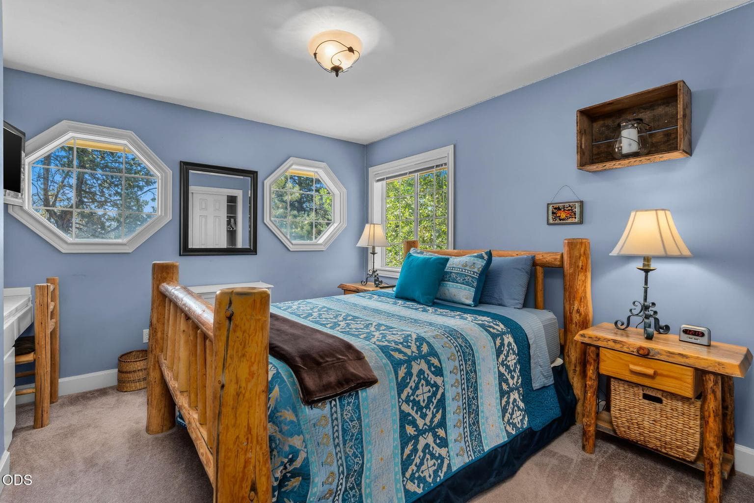 Photo of 1581 NW City Heights Drive 25 of 43