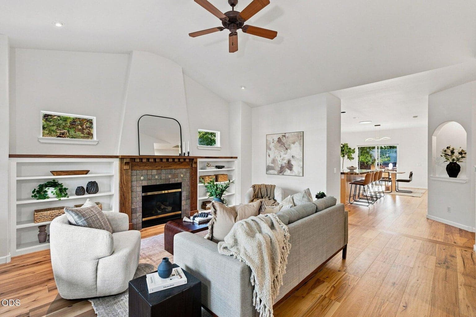 Photo of 1235 Fort Clatsop Street 2 of 59