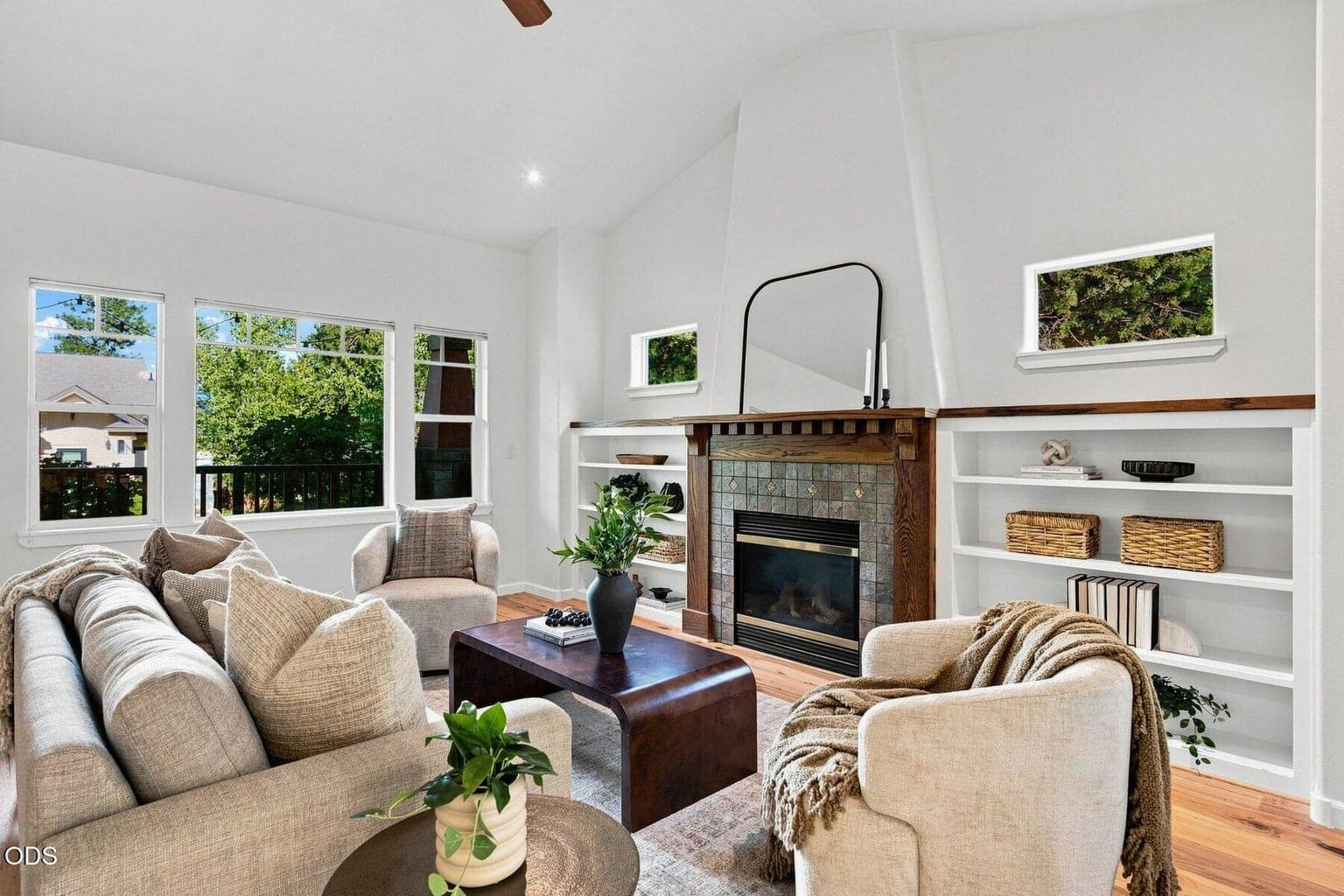Photo of 1235 Fort Clatsop Street 5 of 59