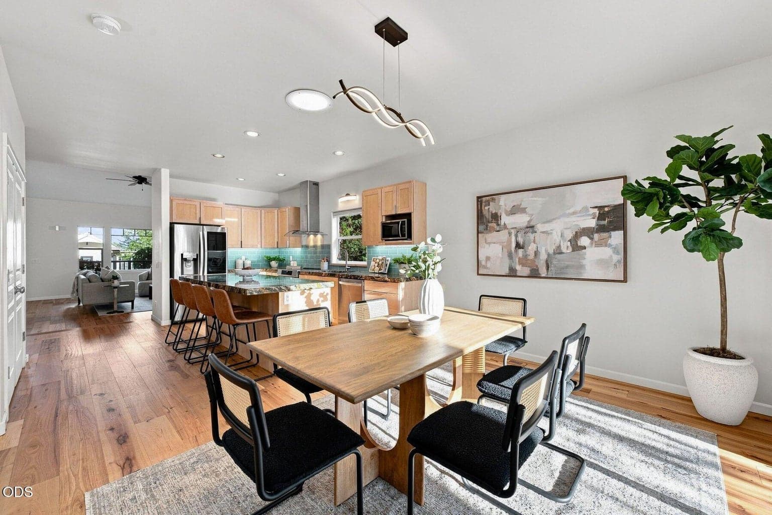 Photo of 1235 NW Fort Clatsop Street 20 of 59